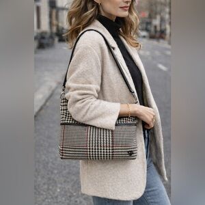 Lauren by Ralph Lauren Houndstooth Shoulder Bag Timeless Preppy Style